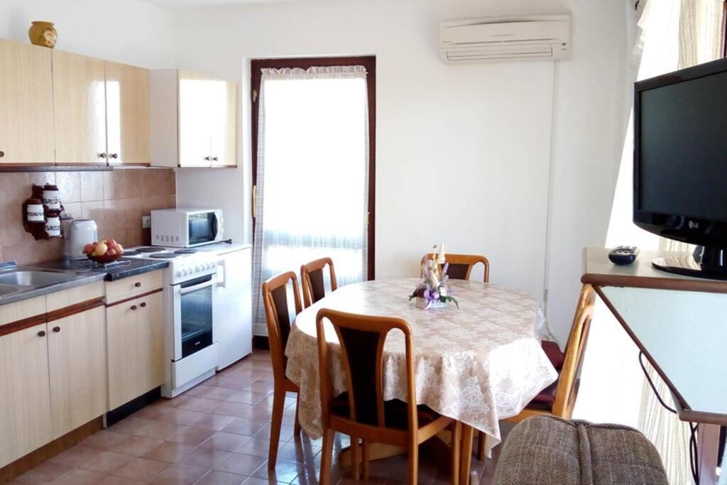Apartment Zdenka Raša Esterno foto